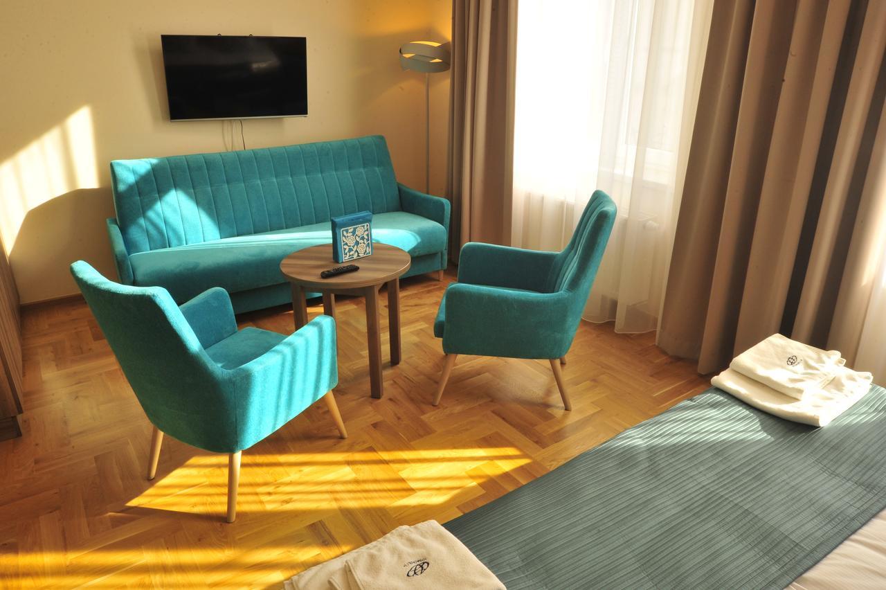 Kosmopolita Apartments Красков Екстериор снимка