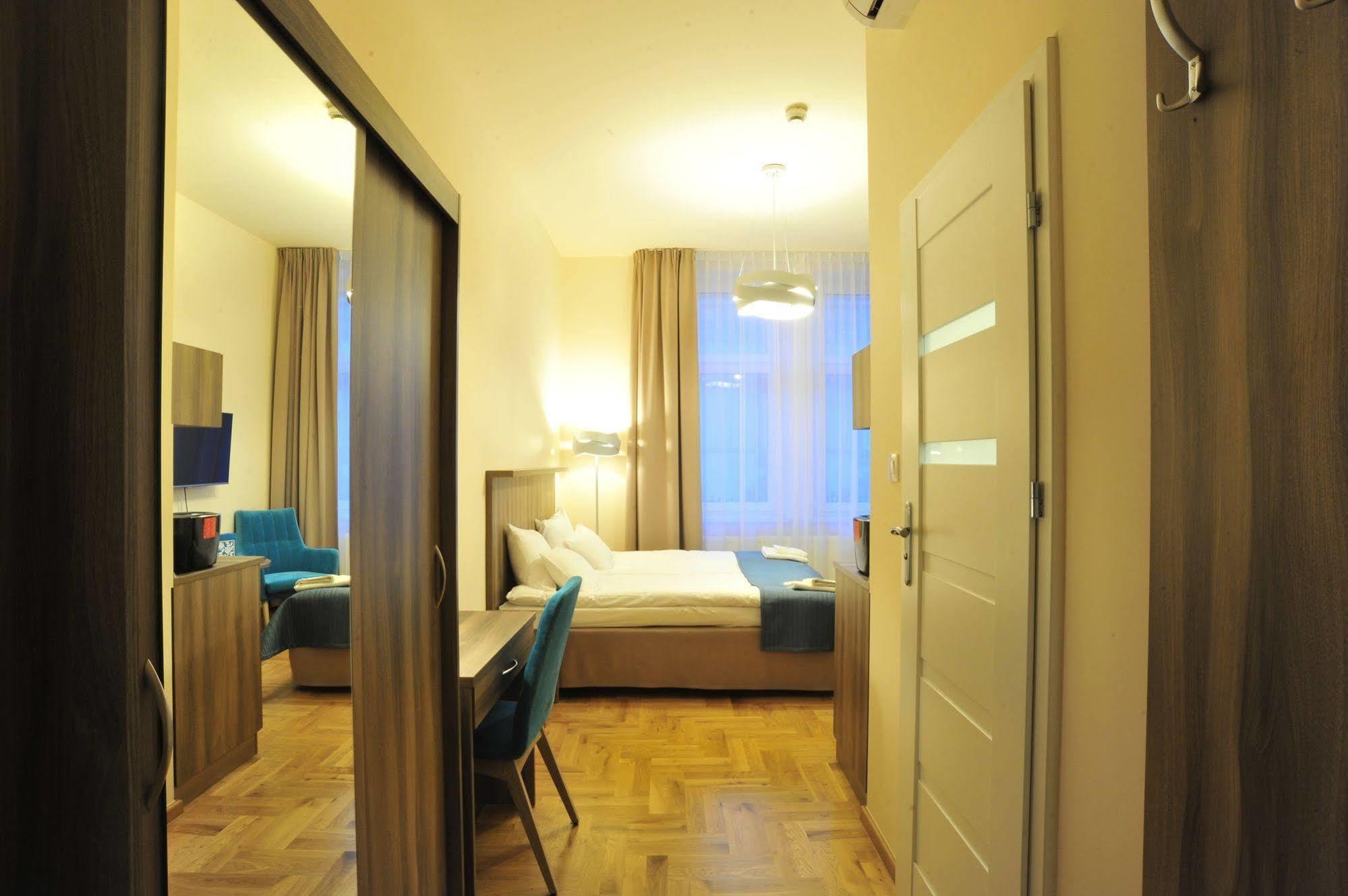 Kosmopolita Apartments Красков Екстериор снимка