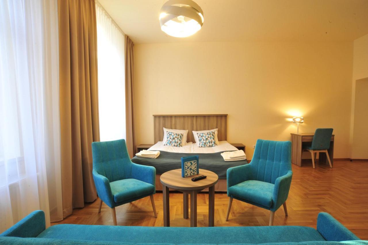 Kosmopolita Apartments Красков Екстериор снимка