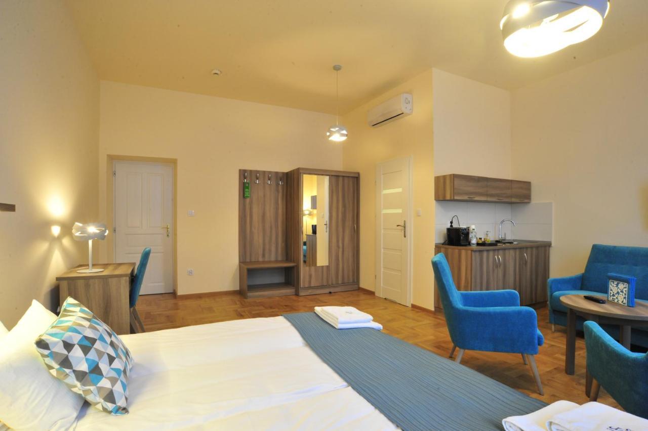 Kosmopolita Apartments Красков Екстериор снимка